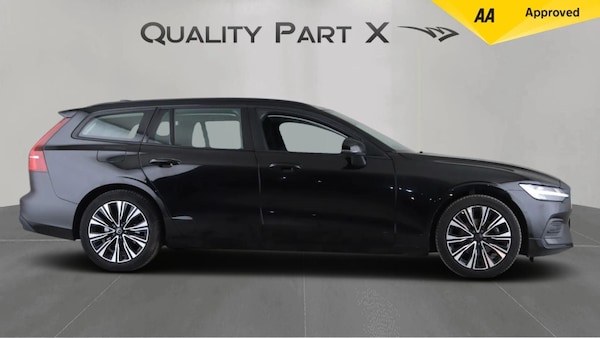 Used Volvo V60 2023 for sale - 74668539: Photo 8