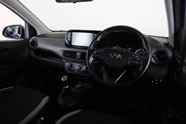 Used Hyundai i10 2022 for sale - 75577776: Photo 14