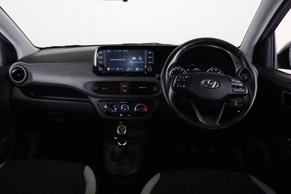 Used Hyundai i10 2022 for sale - 75577776: Photo 15
