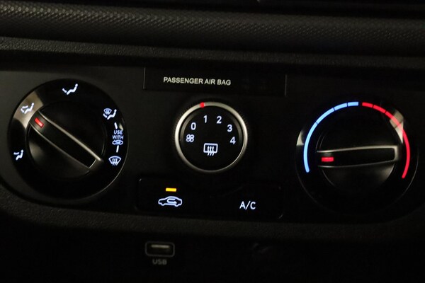 Used Hyundai i10 2022 for sale - 75577776: Photo 23
