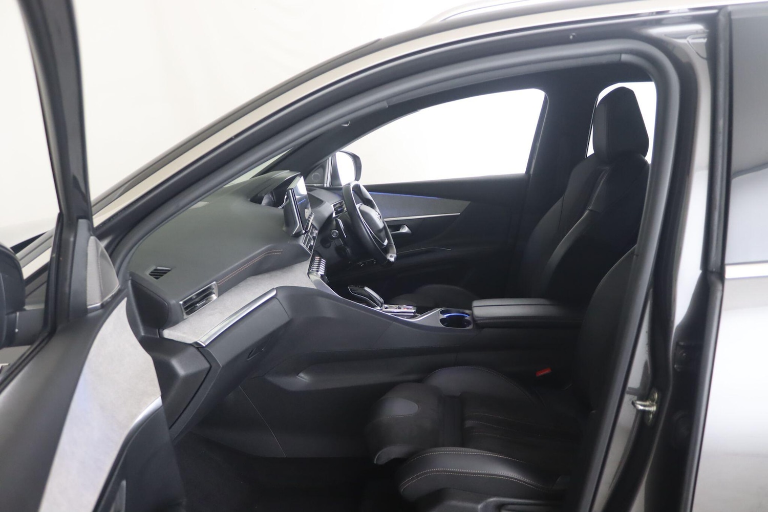 Used Peugeot 3008 2021 for sale - 76295029: Photo 11