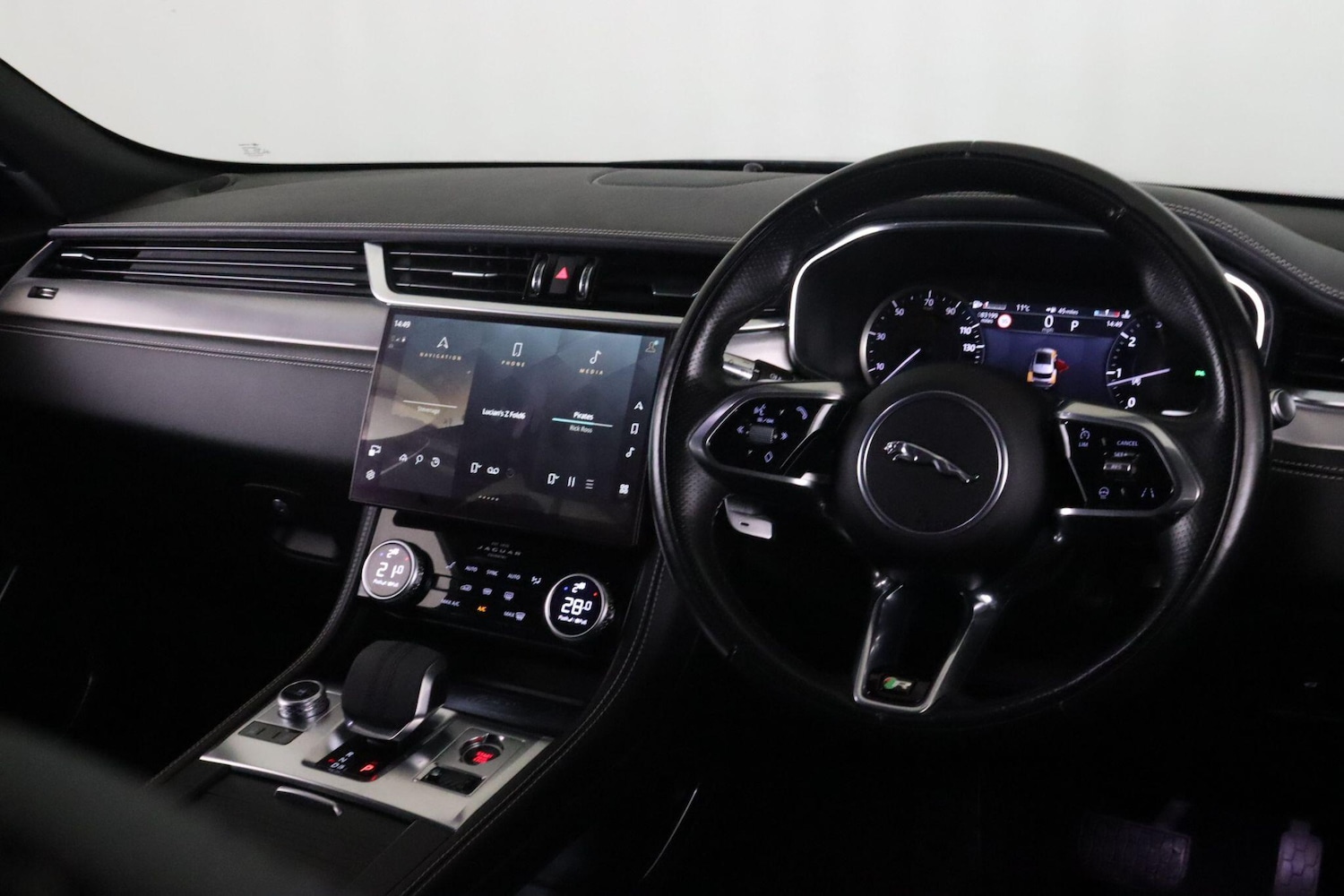 Used Jaguar F-Pace for sale - 76855688: Photo 19