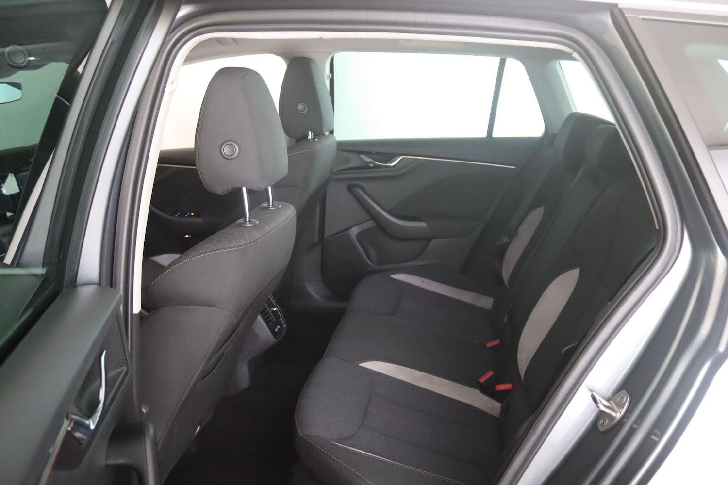 Used Skoda Kamiq 2024 for sale - 77768145: Photo 12