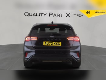 Used Ford Focus 2022 for sale - 76990801: Photo