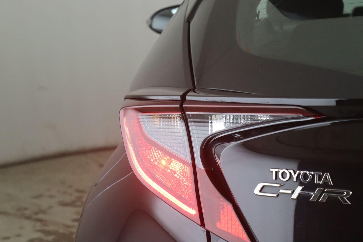 Used Toyota C-HR 2023 for sale - 77612183: Photo 10