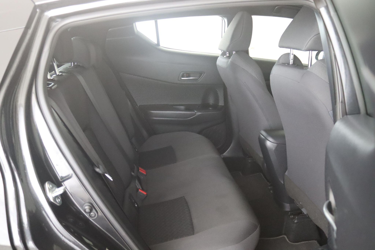 Used Toyota C-HR 2023 for sale - 77612183: Photo 14