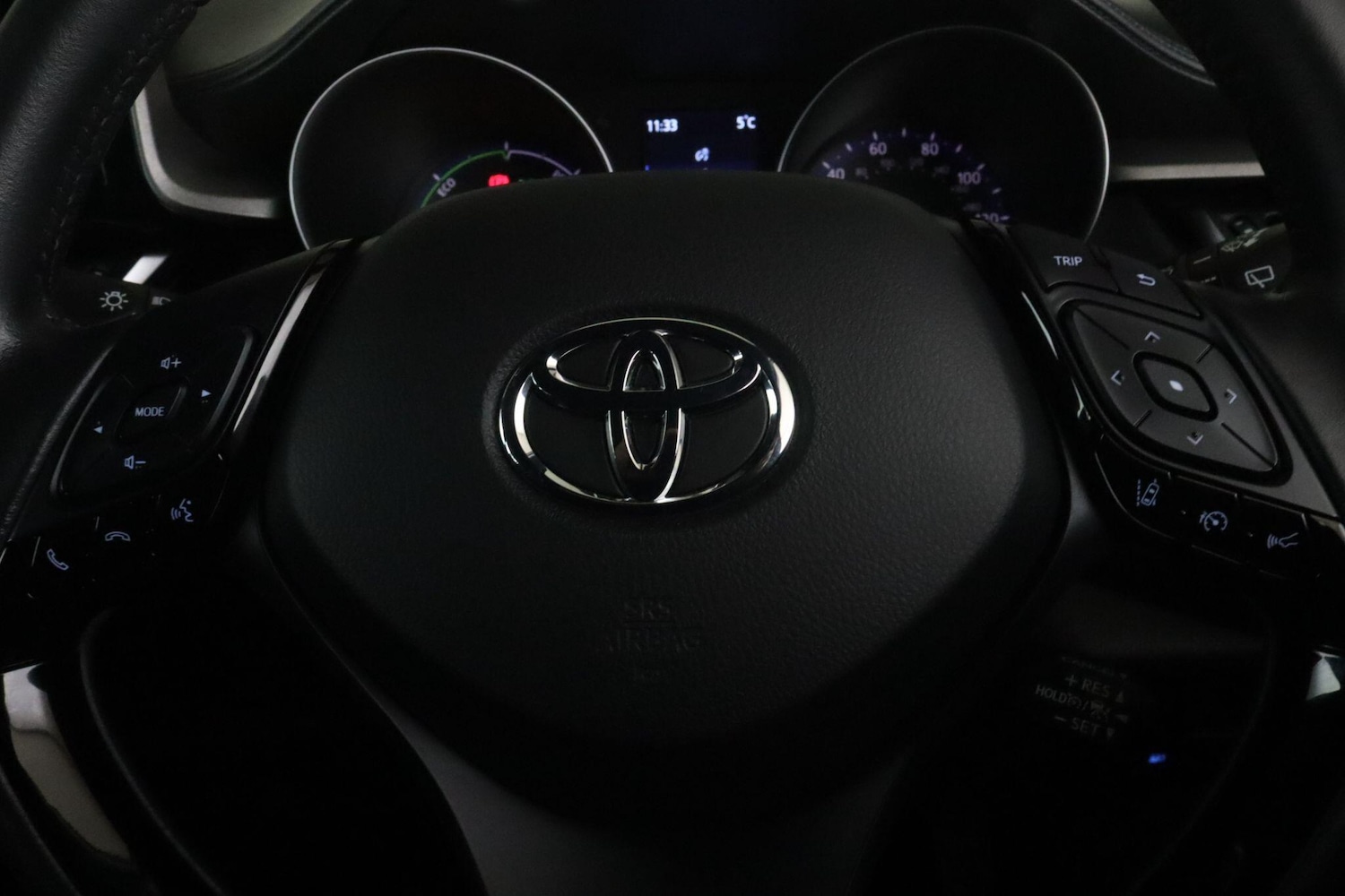 Used Toyota C-HR 2023 for sale - 77612183: Photo 18