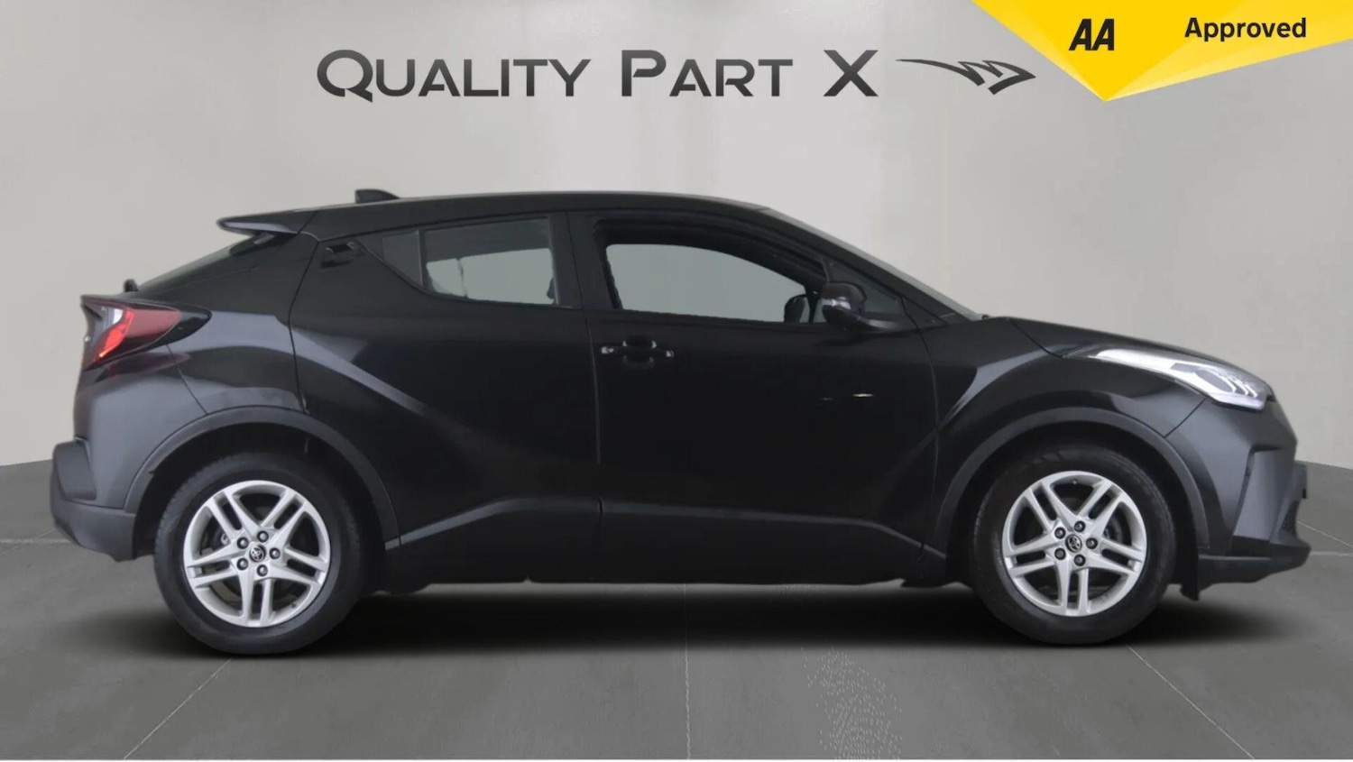 Used Toyota C-HR 2023 for sale - 77612183: Photo 8