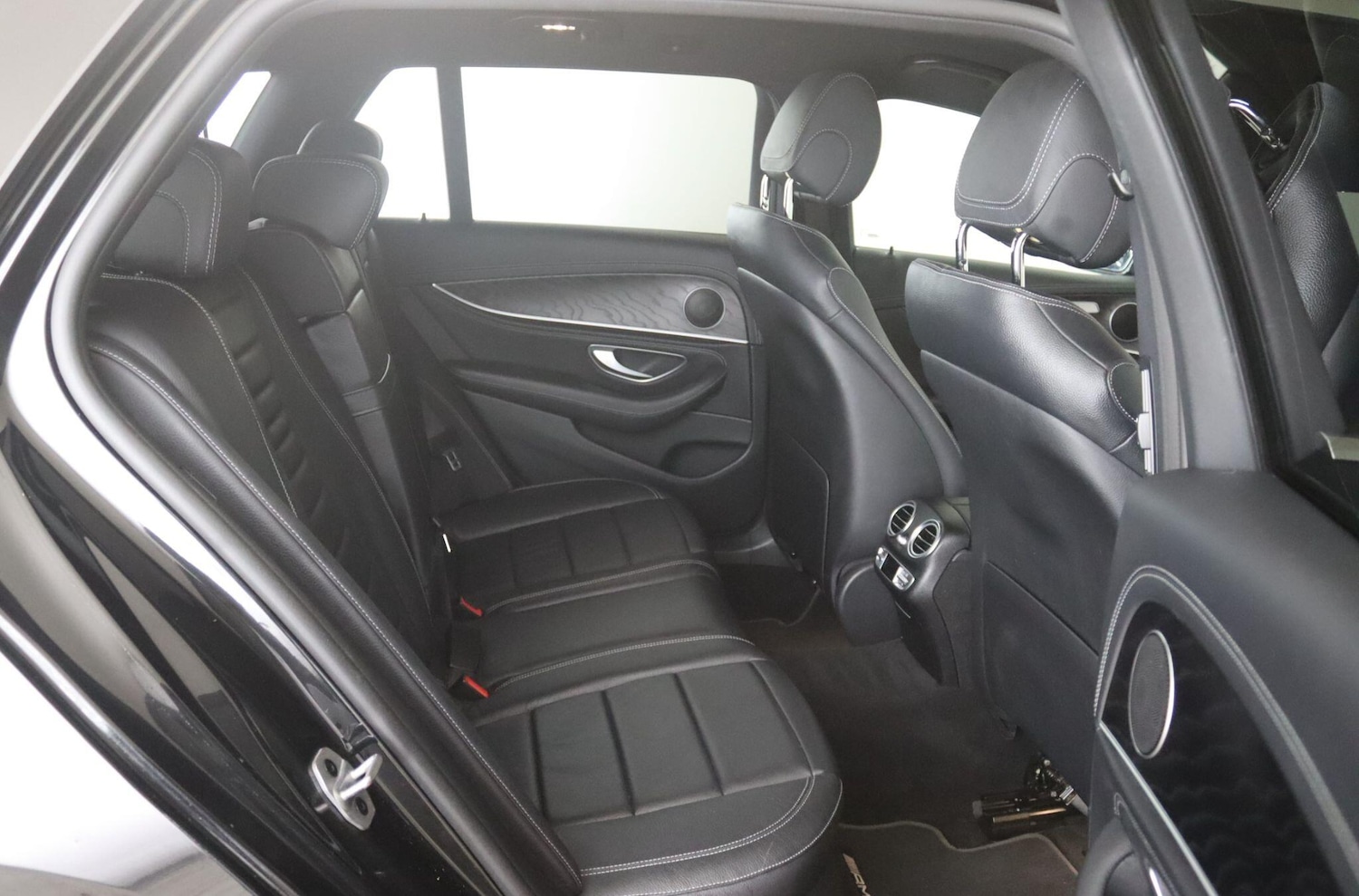 Used Mercedes-Benz E Class 2020 for sale - 77108961: Photo 14