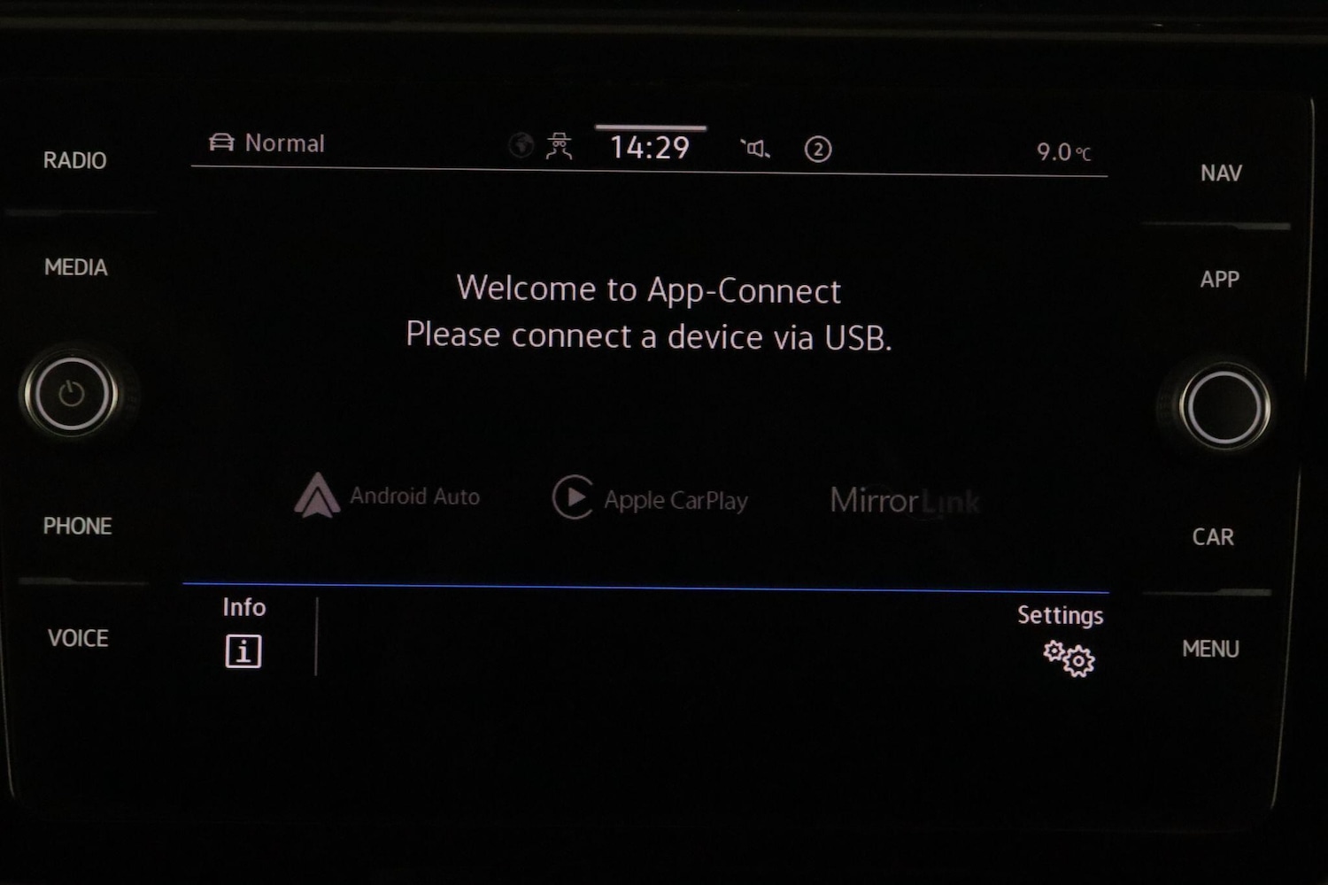 Used Volkswagen Touran 2020 for sale - 76550962: Photo 27