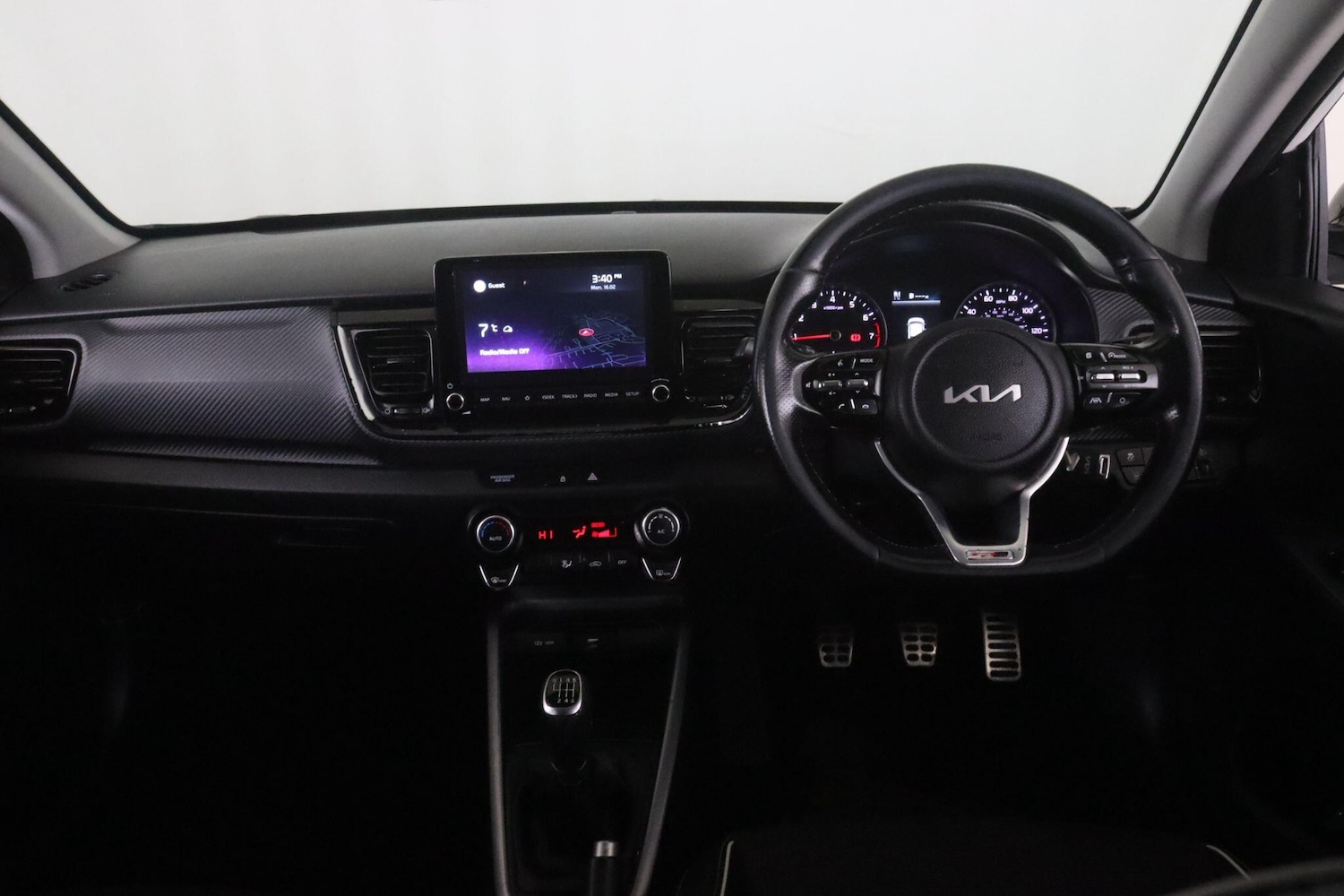 Used Kia Stonic 2022 for sale - 77497307: Photo 12