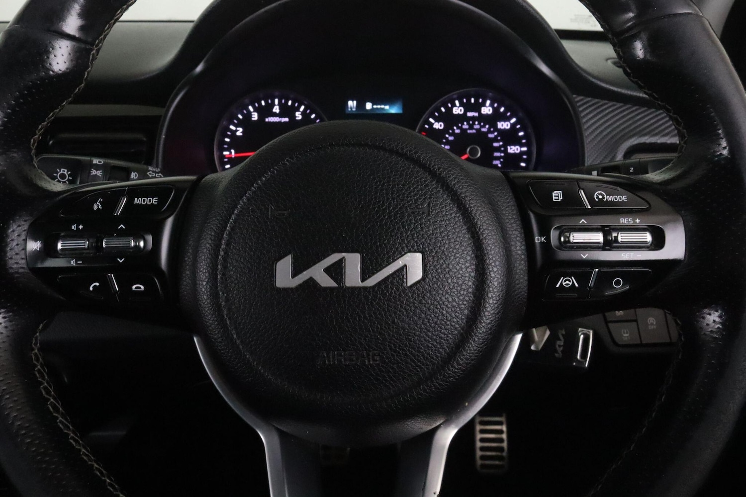 Used Kia Stonic 2022 for sale - 77497307: Photo 16