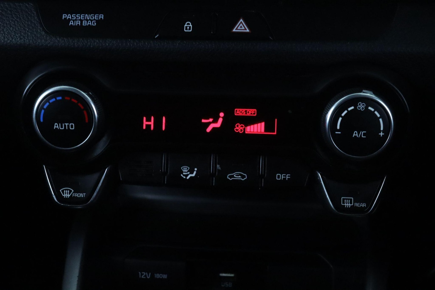 Used Kia Stonic 2022 for sale - 77497307: Photo 20