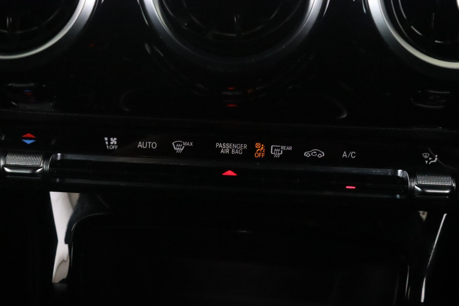 Used Mercedes-Benz A-Class for sale - 77925018: Photo 23