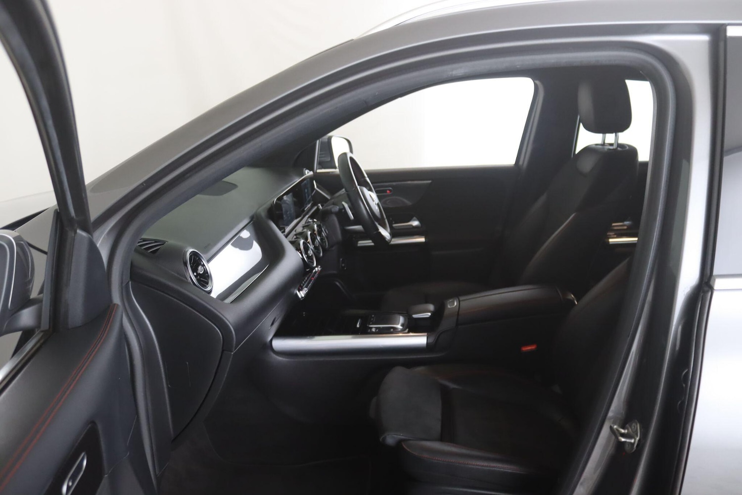 Used Mercedes-Benz GLA 2020 for sale - 76898776: Photo 12