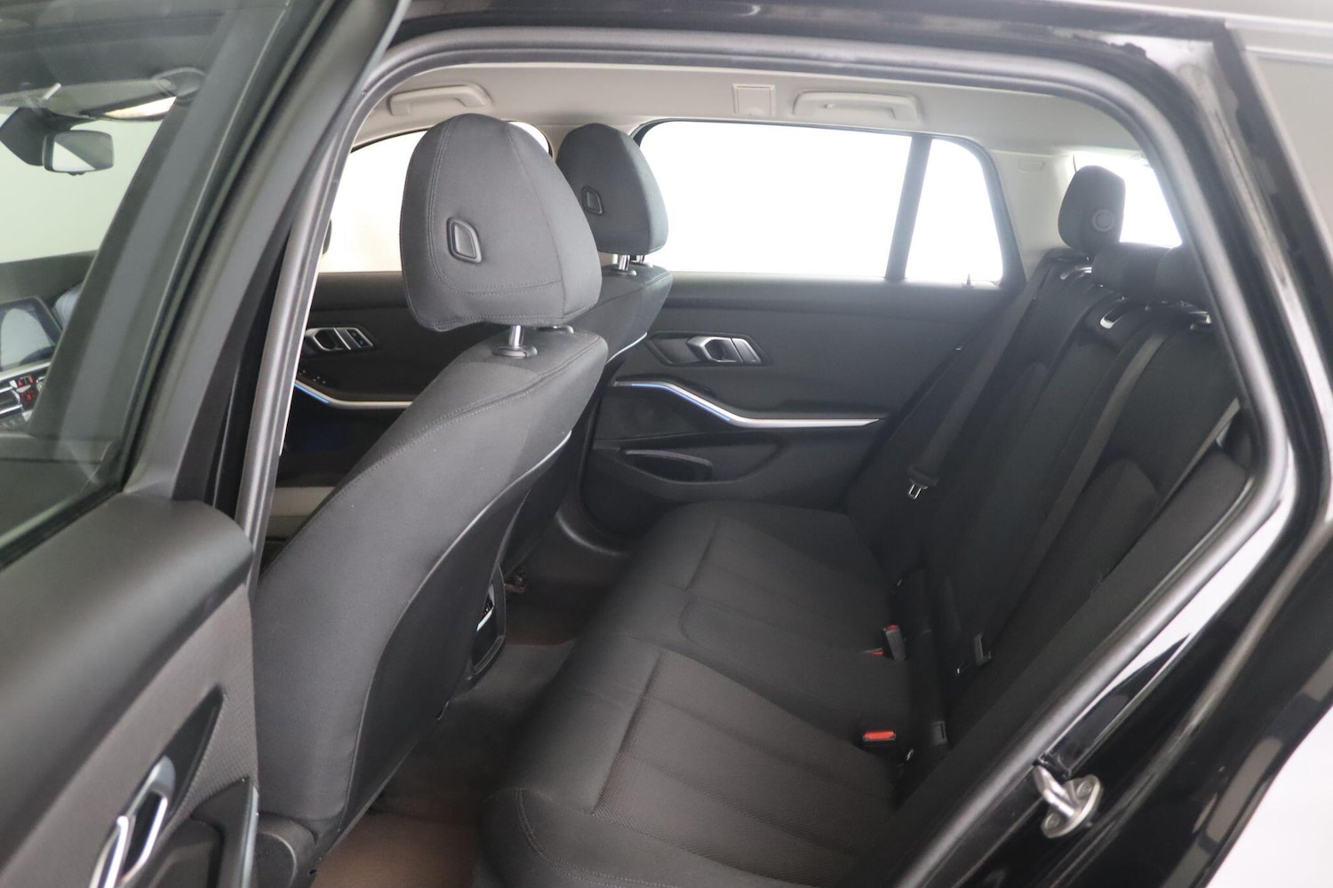 Used BMW 3 Series 2022 for sale - 76832116: Photo 12