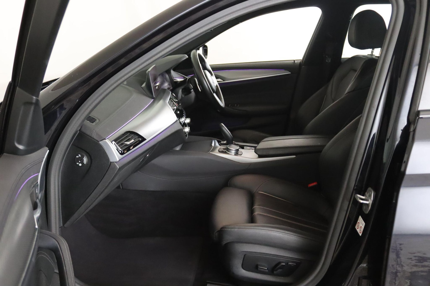 Used BMW 5 Series 2020 for sale - 76121266: Photo 11