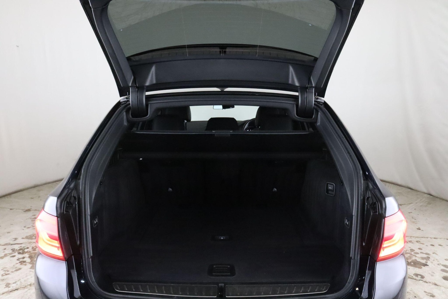 Used BMW 5 Series 2020 for sale - 76121266: Photo 14