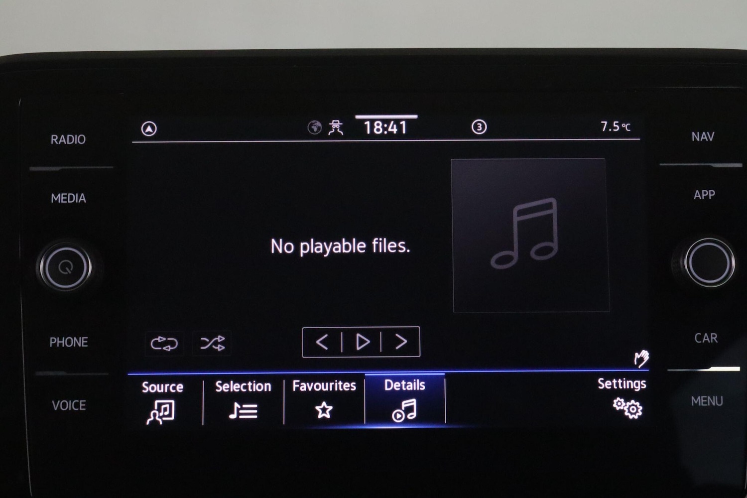 Used Volkswagen T-Roc 2022 for sale - 77440579: Photo 25