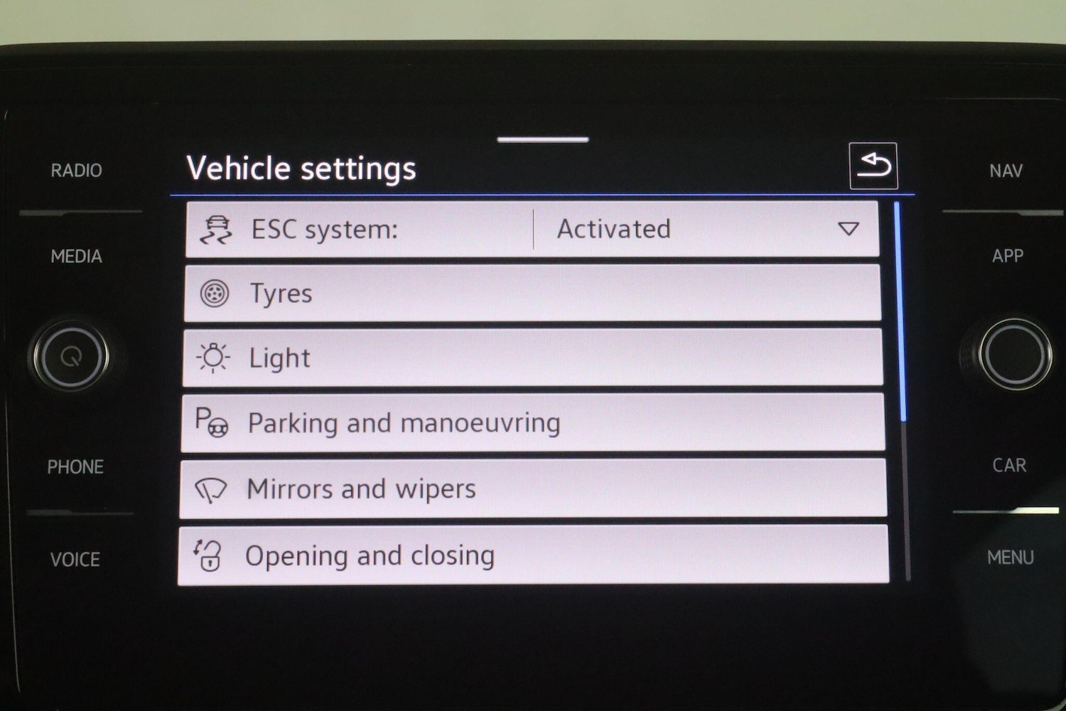 Used Volkswagen T-Roc 2022 for sale - 77440579: Photo 28