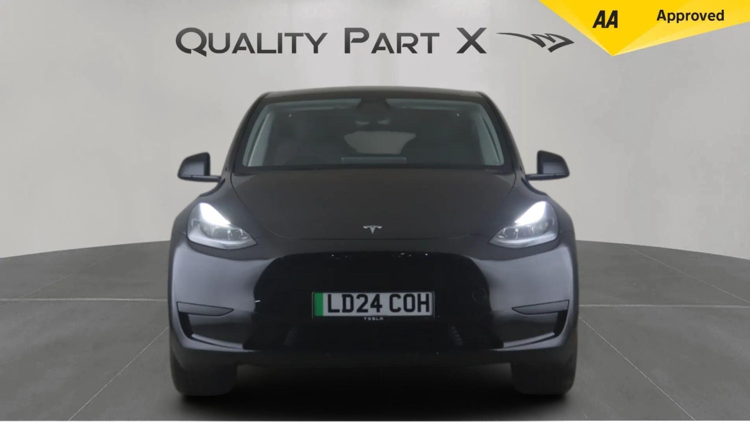Used Tesla Model Y 2024 for sale - 78072266: Photo 2