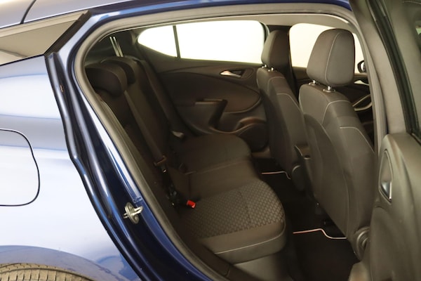 Used Vauxhall Astra 2021 for sale - 75990963: Photo 14