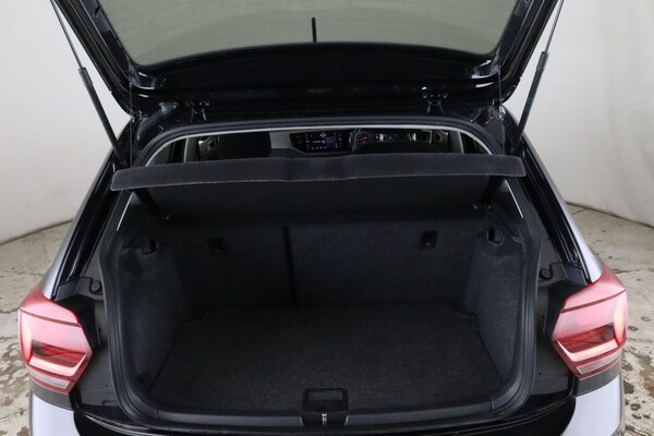 Used Volkswagen Polo 2020 for sale - 75989828: Photo 12
