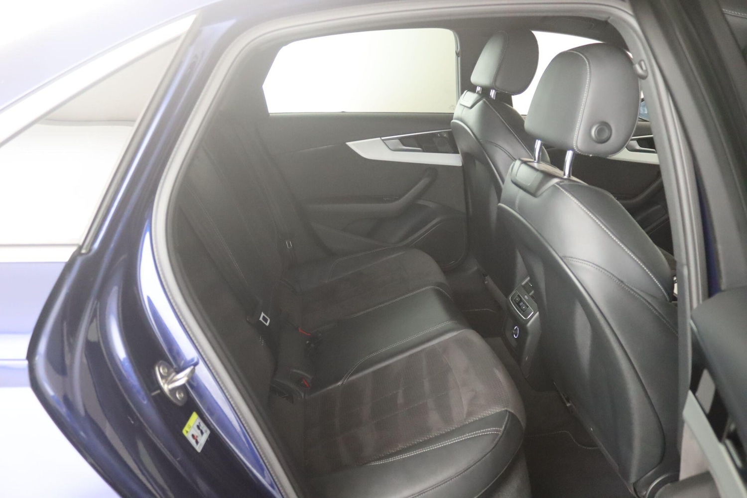 Used Audi A4 2020 for sale - 77723378: Photo 14