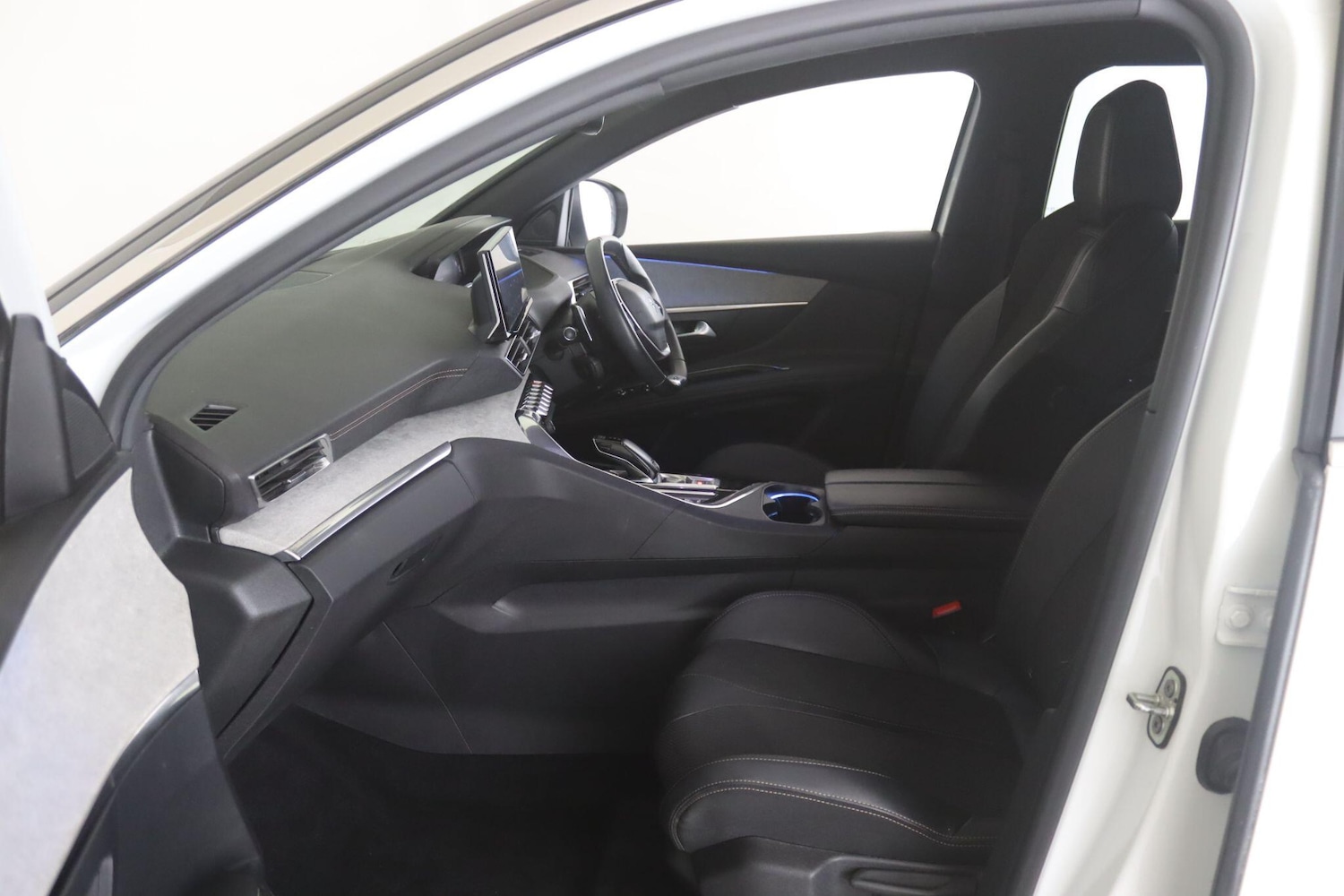 Used Peugeot 3008 2022 for sale - 77585799: Photo 9