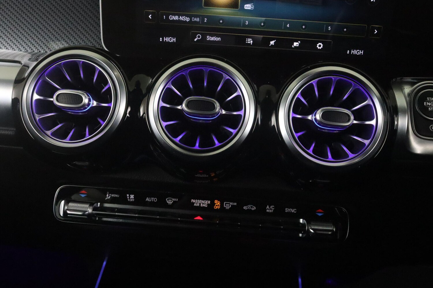 Used Mercedes-Benz GLB 2020 for sale - 77839955: Photo 27