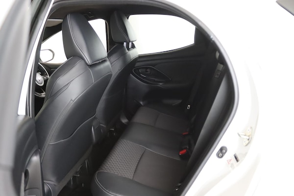 Used Toyota Yaris 2021 for sale - 76159207: Photo 12