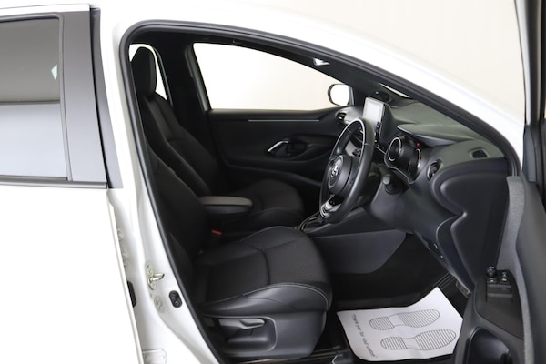Used Toyota Yaris 2021 for sale - 76159207: Photo 16