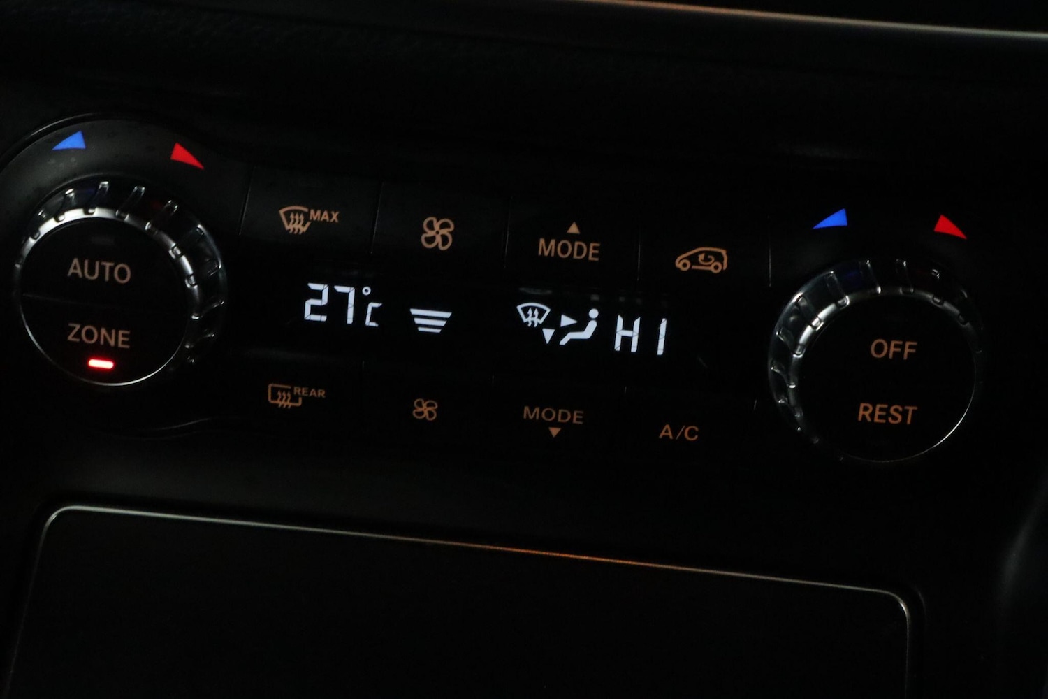 Used Mercedes-Benz GLA 2019 for sale - 76294468: Photo 22