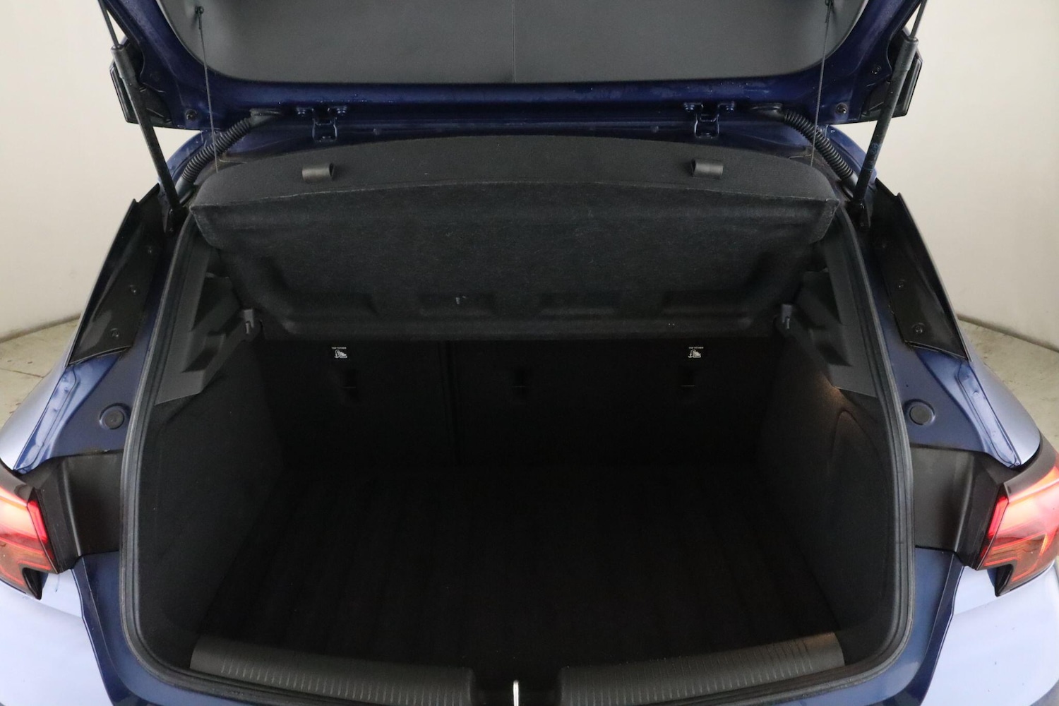 Used Vauxhall Astra 2020 for sale - 76214428: Photo 13