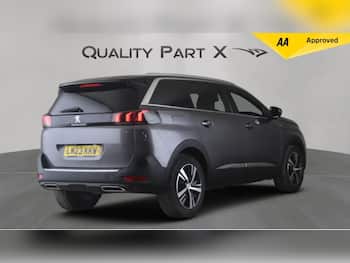 Used Peugeot 5008 2023 for sale - 79521318: Photo