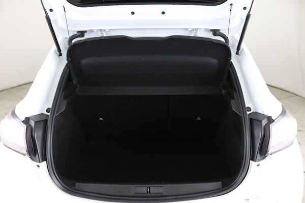 Used Peugeot 208 2024 for sale - 74921054: Photo 11