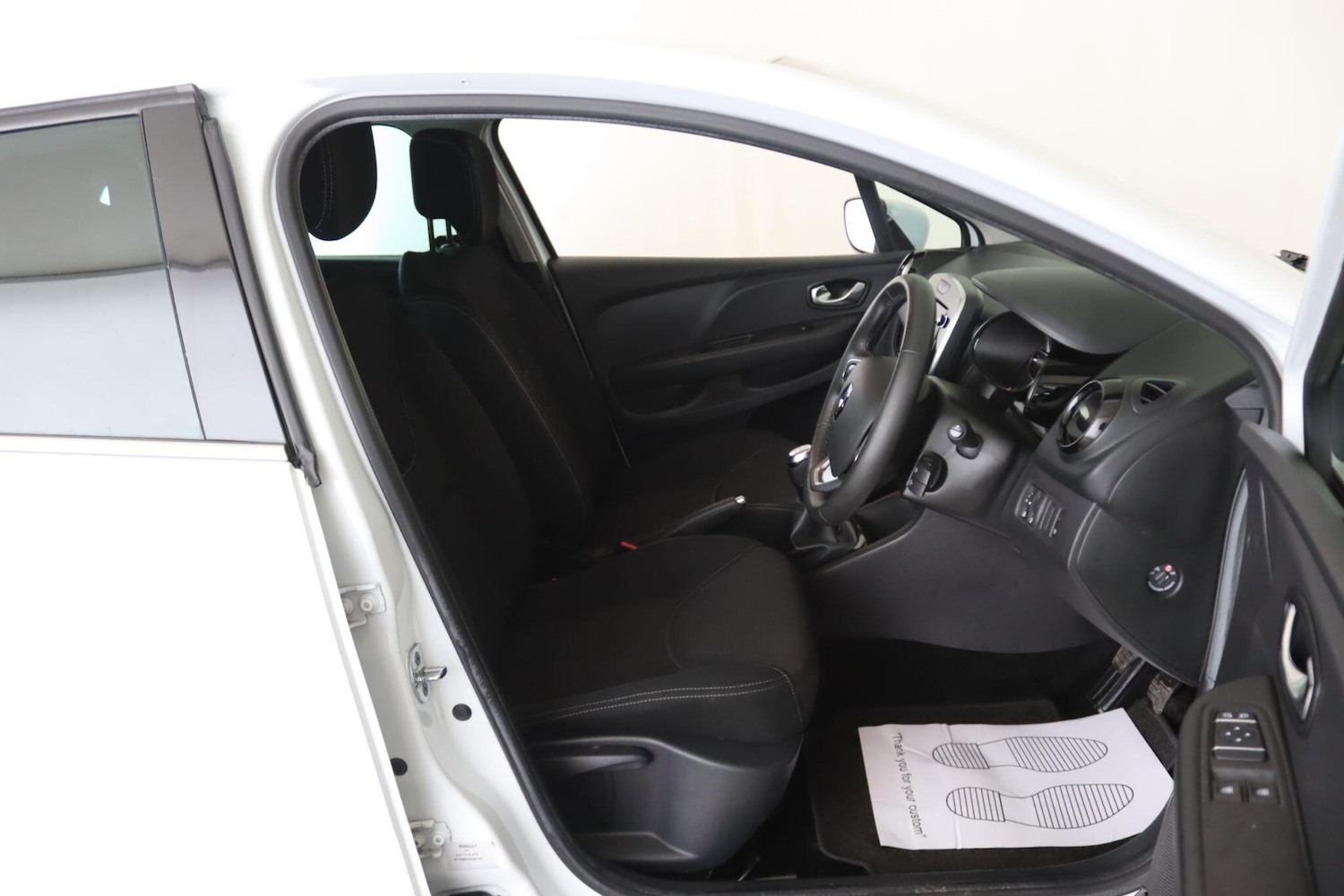 Used Renault Clio 2019 for sale - 75928232: Photo 16