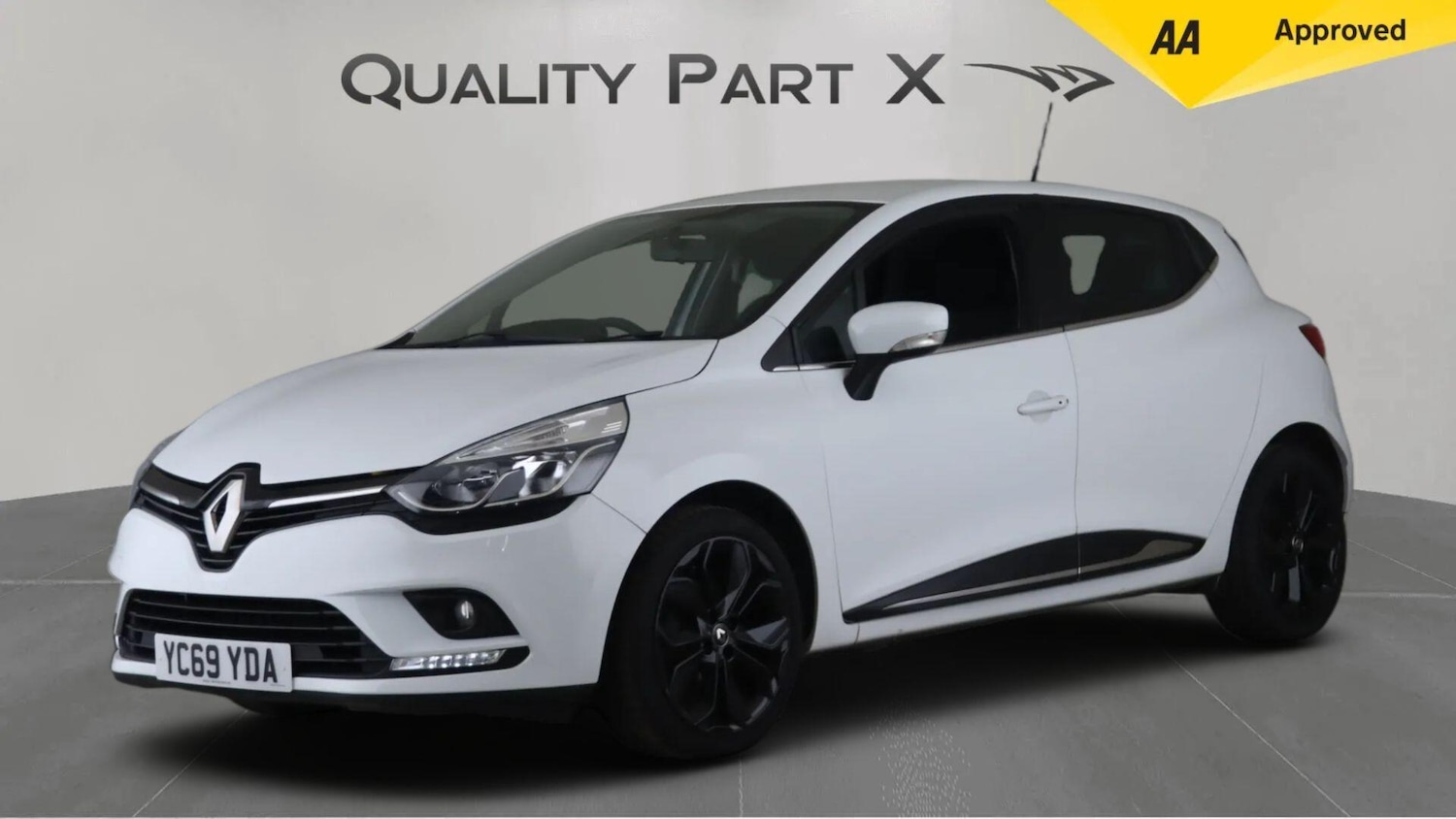 Used Renault Clio 2019 for sale - 75928232: Photo 3