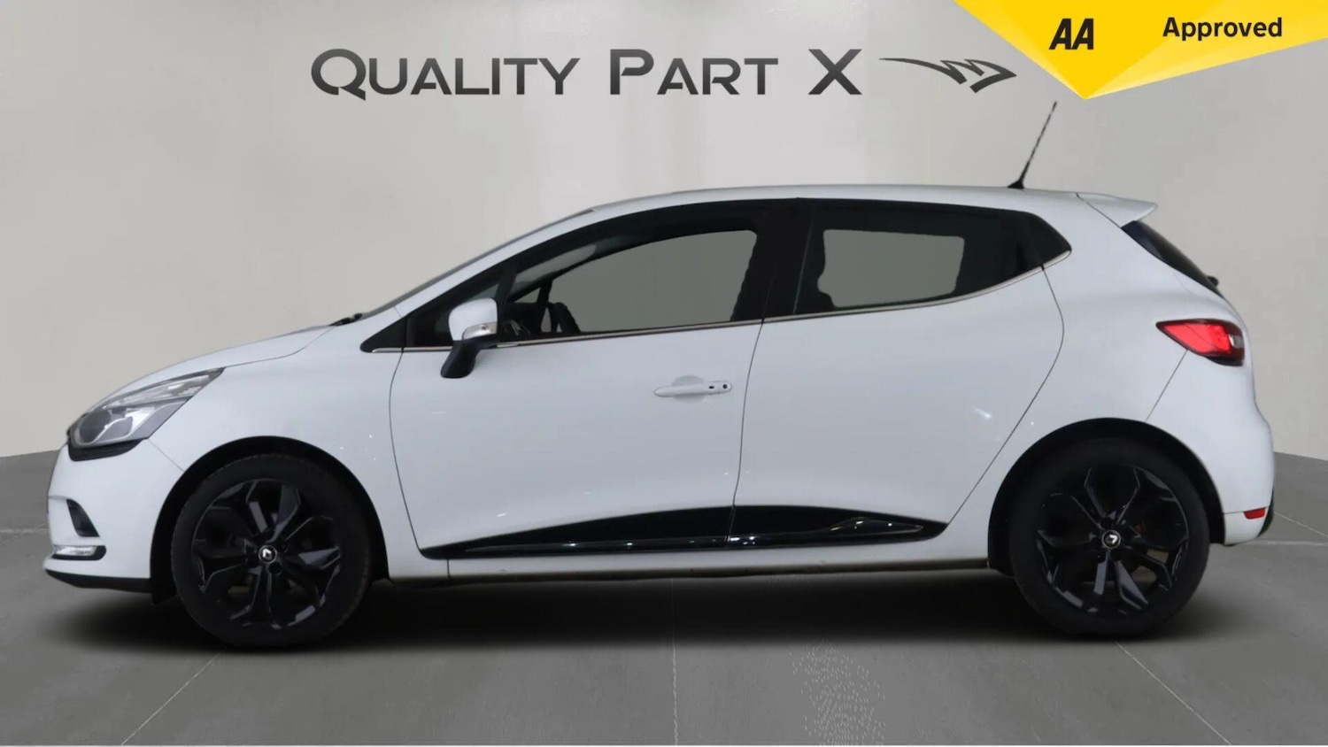 Used Renault Clio 2019 for sale - 75928232: Photo 4