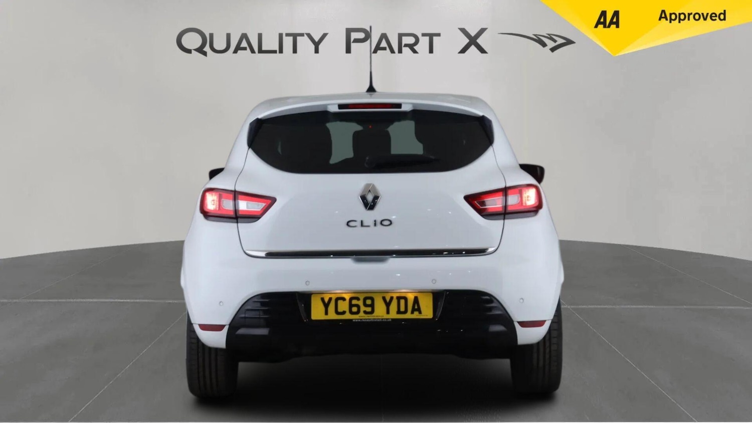 Used Renault Clio 2019 for sale - 75928232: Photo 6
