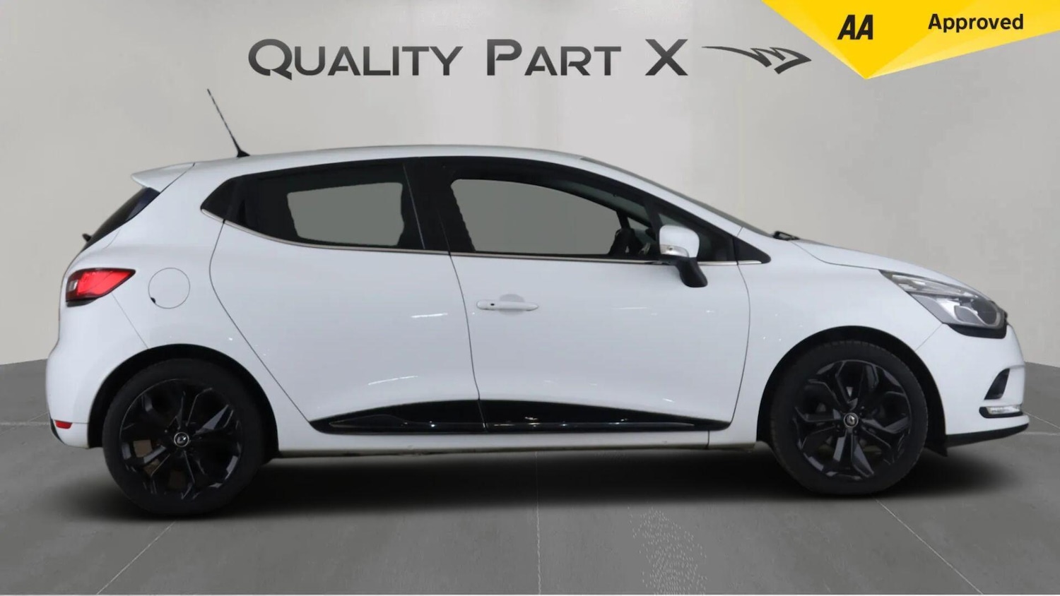 Used Renault Clio 2019 for sale - 75928232: Photo 8