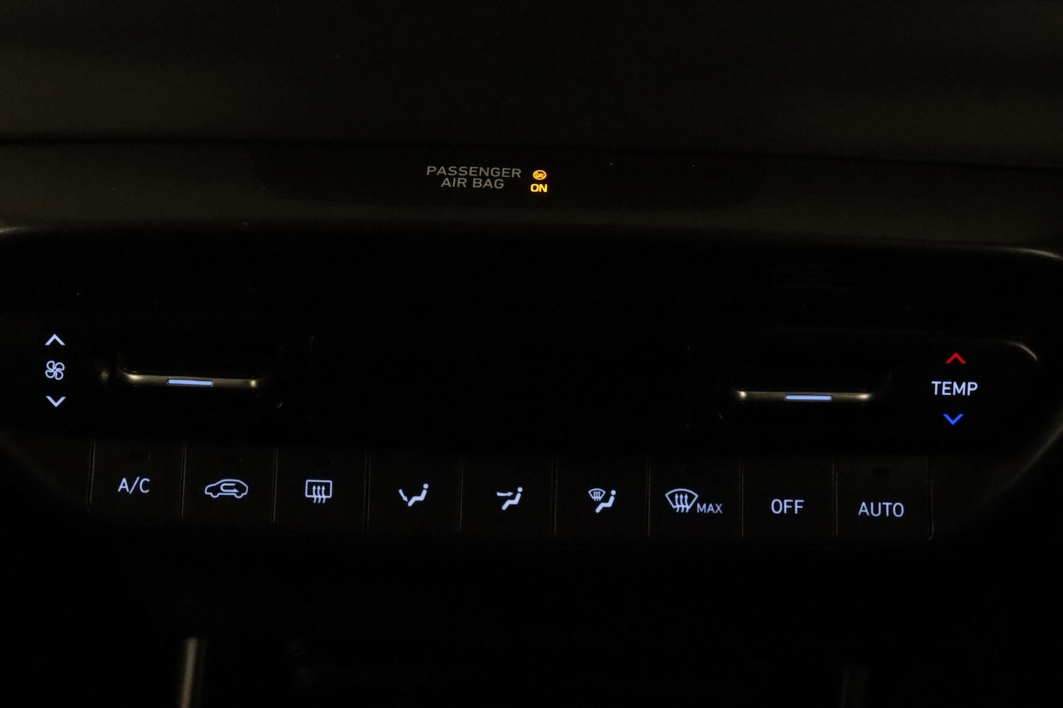 Used Hyundai i20 2024 for sale - 77254884: Photo 22