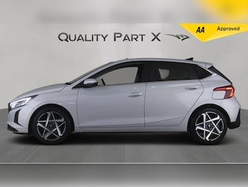 Used Hyundai i20 2024 for sale - 77254884: Photo