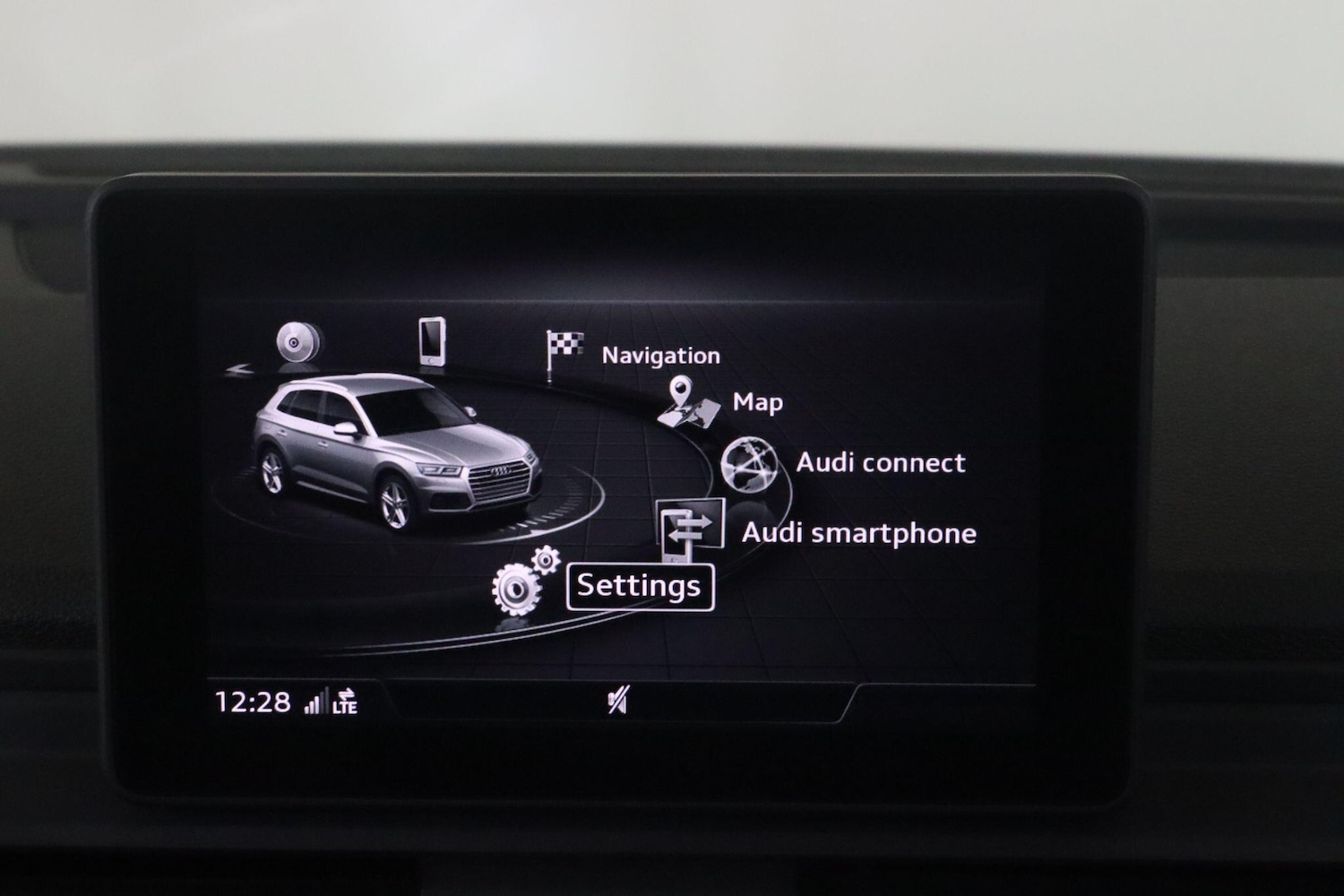 Used Audi Q5 2020 for sale - 76742641: Photo 28