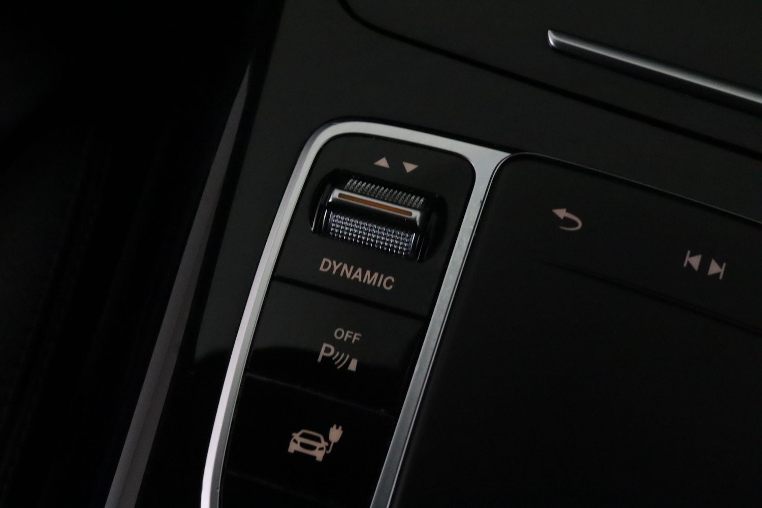 Used Mercedes-Benz EQC 2022 for sale - 76215612: Photo 27