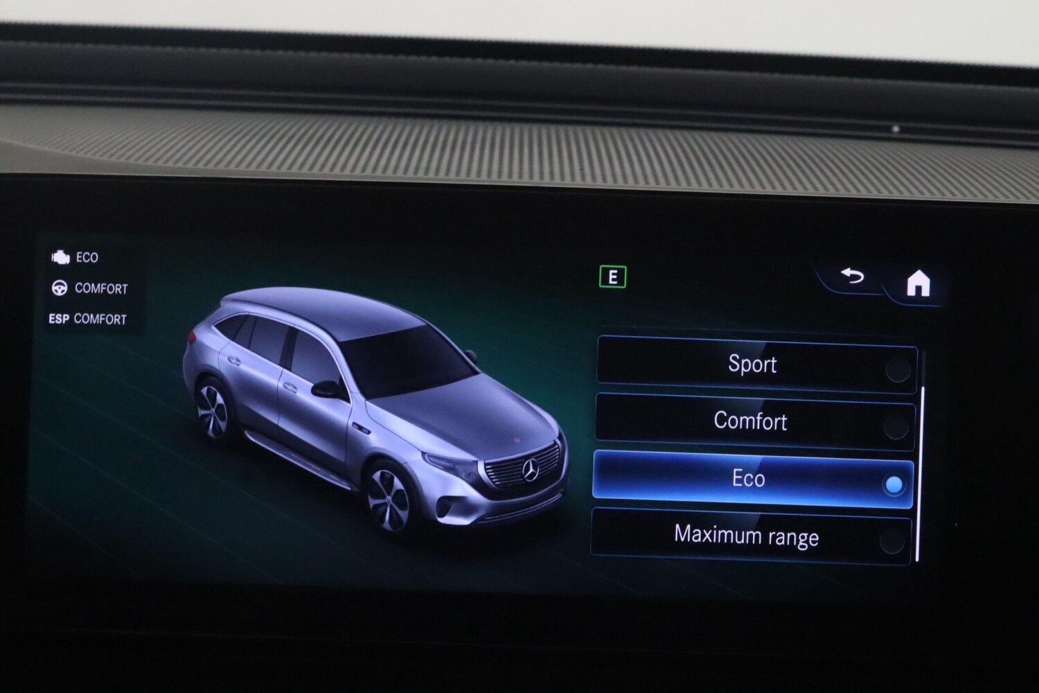 Used Mercedes-Benz EQC 2022 for sale - 76215612: Photo 47