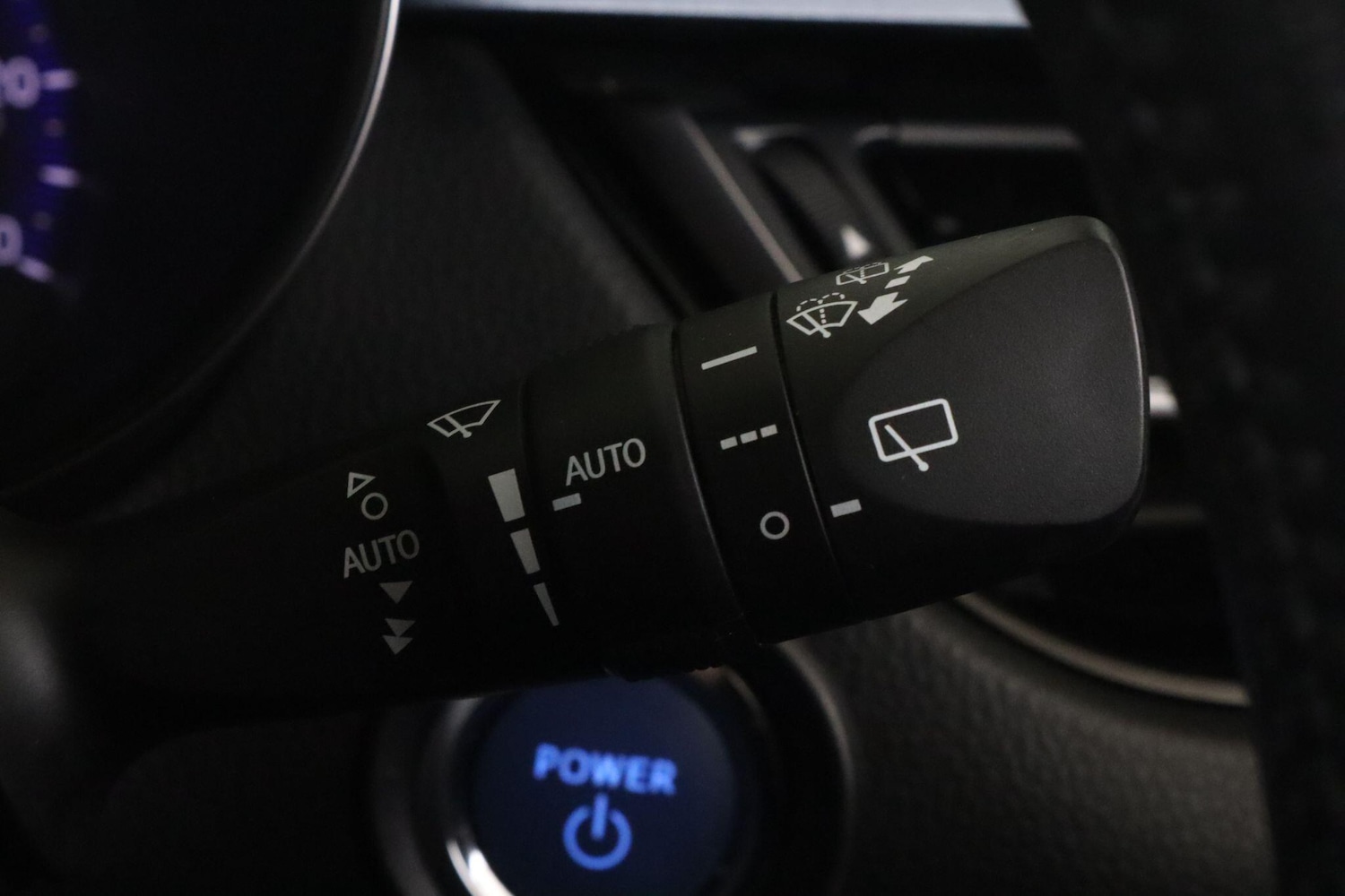 Used Toyota C-HR 2022 for sale - 76399378: Photo 21