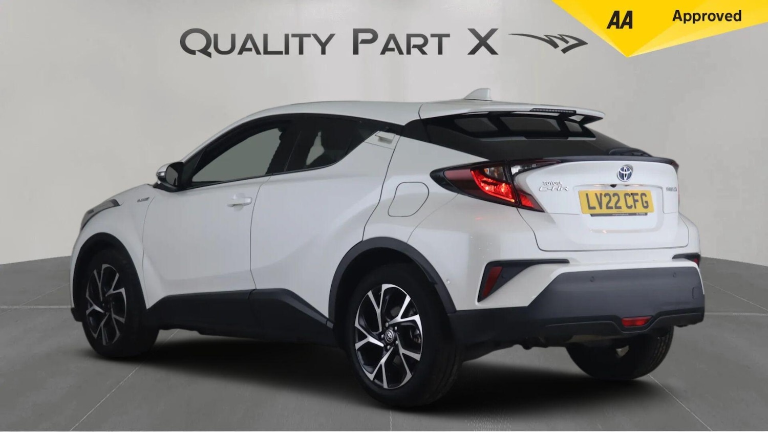 Used Toyota C-HR 2022 for sale - 76399378: Photo 5