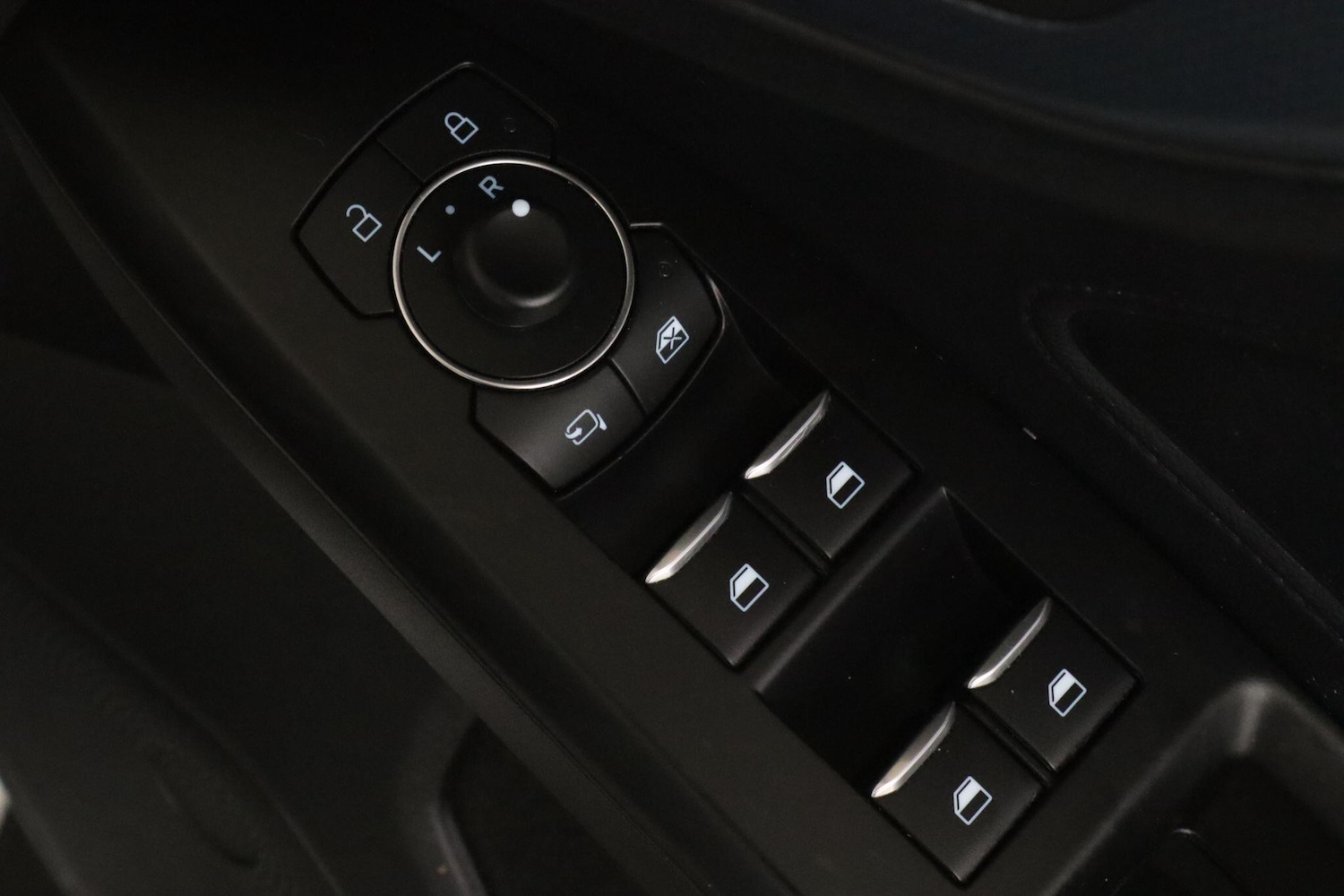 Used Ford Focus 2021 for sale - 77040059: Photo 18