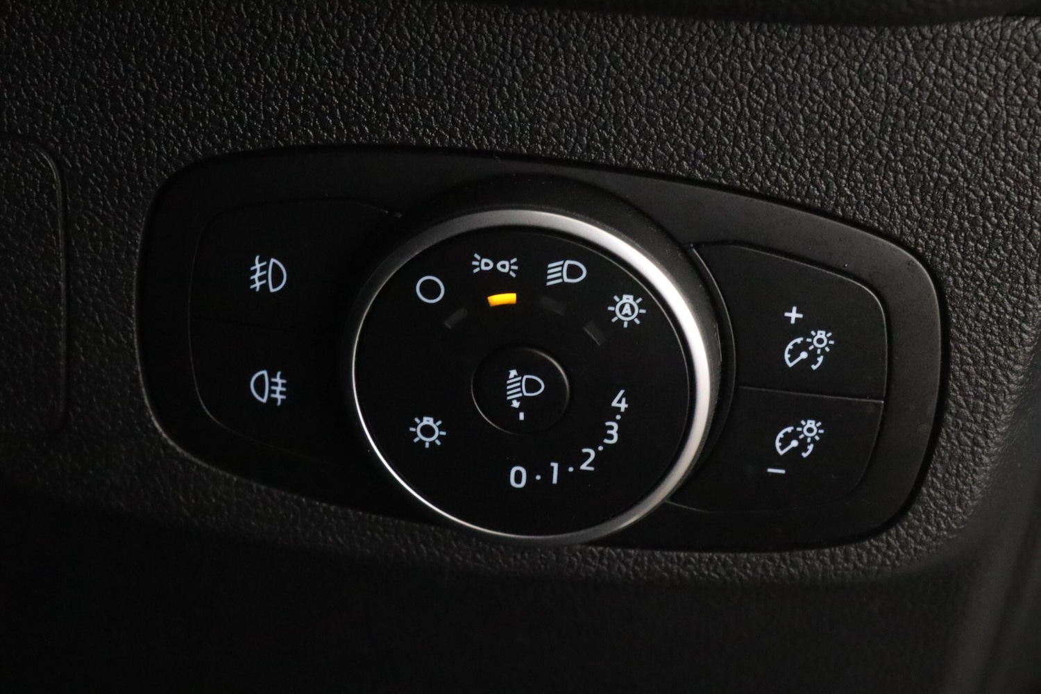 Used Ford Focus 2021 for sale - 77040059: Photo 19